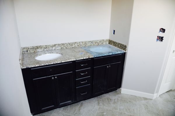Granite Bathroom Remodeling in Novi